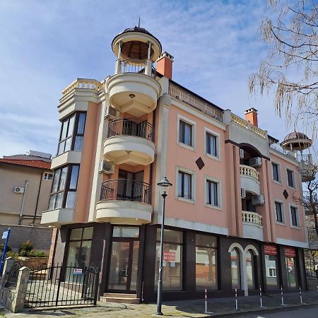Luxury Apartments Ekaterina Chernomorets Exterior foto