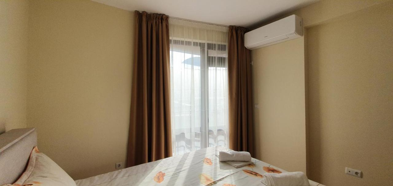 Luxury Apartments Ekaterina Chernomorets Exterior foto