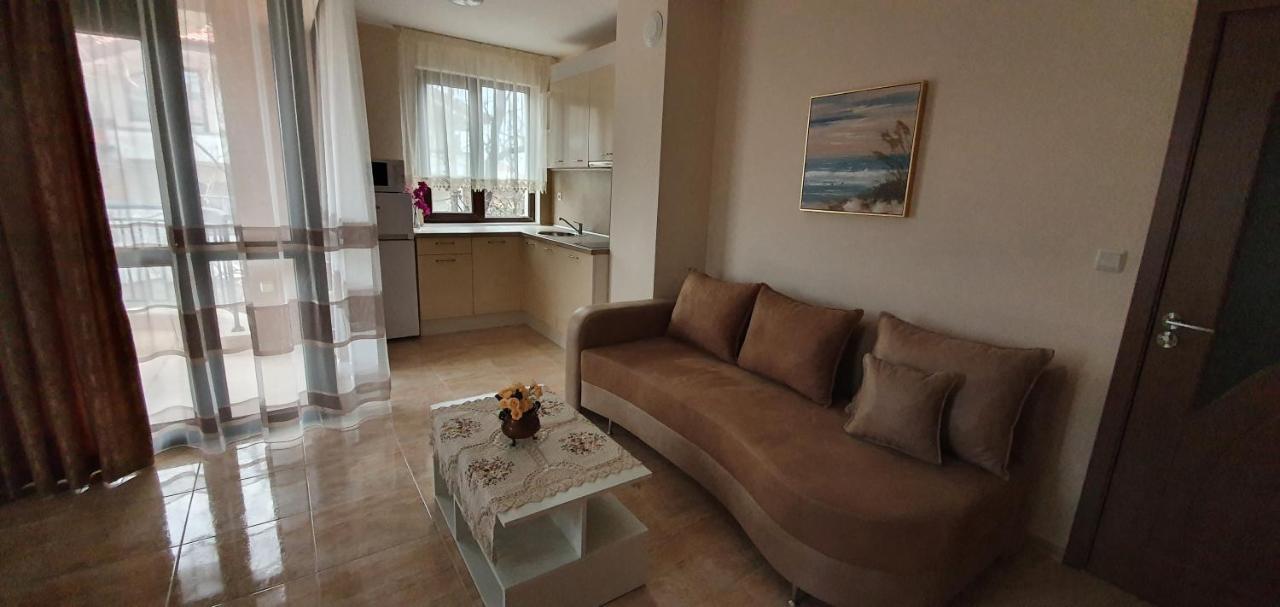 Luxury Apartments Ekaterina Chernomorets Exterior foto